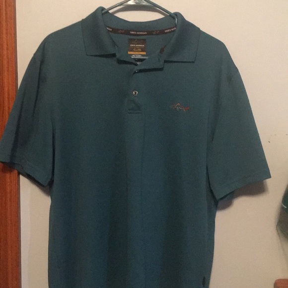 Men’s polo - Picture 1 of 2